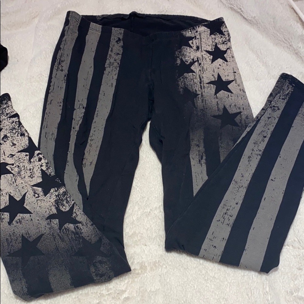 Star/striped leggings